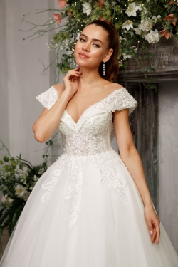 Номина - свадебное платье